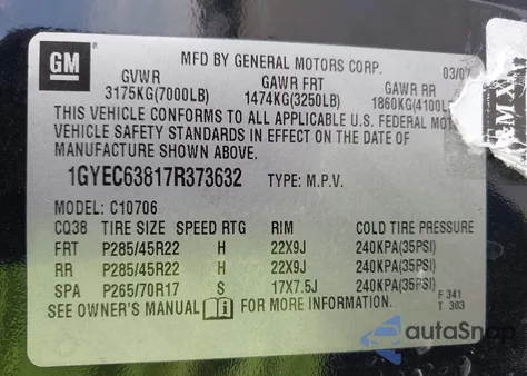 2007 Cadillac Escalade Standard z USA, uszkodzony, nr VIN 1GYEC63817R373632